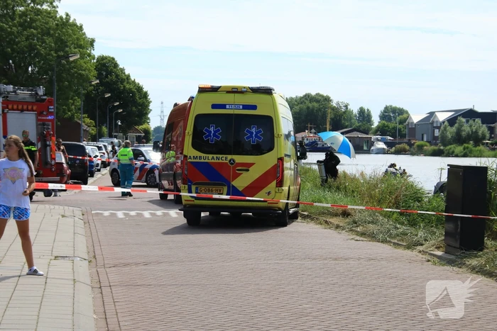 Persoon te water blijkt drijvende vuilniszak te zijn
