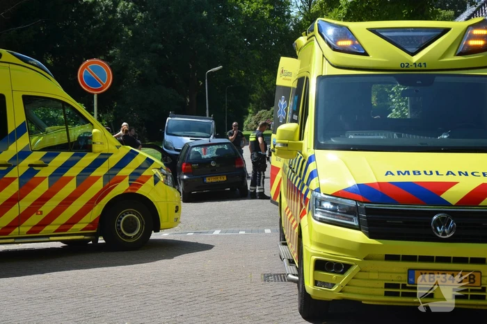 Persoon gewond bij aanrijding met auto