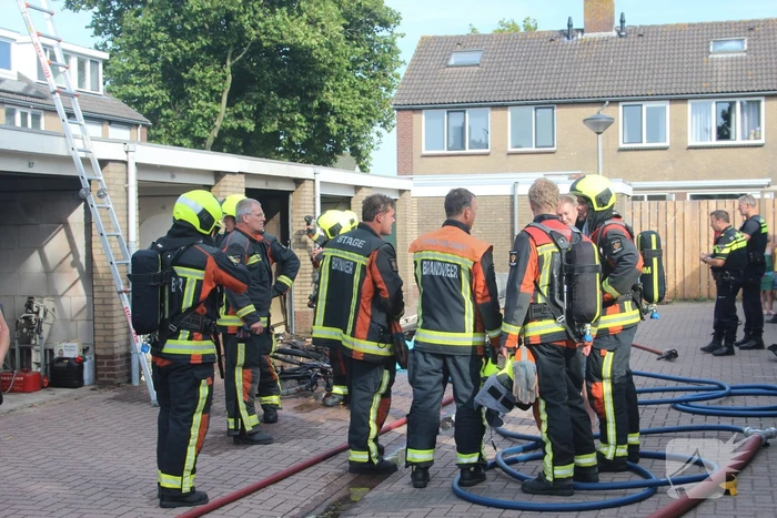 Uitslaande brand in garagebox
