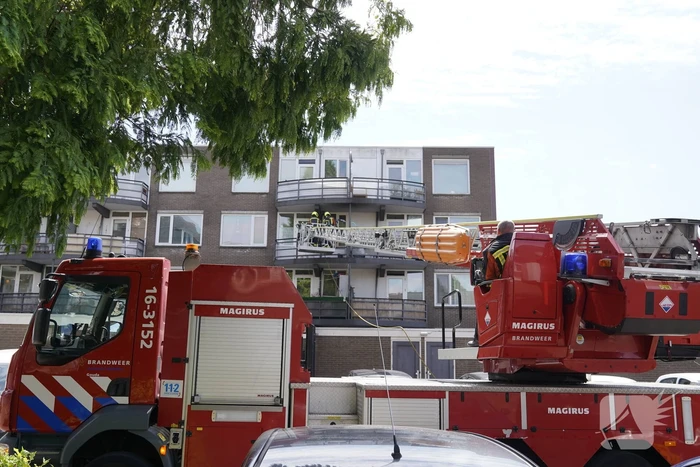 Flinke brand op balkon van appartement