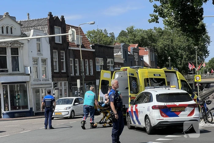 Fietser gewond bij aanrijding op kruising