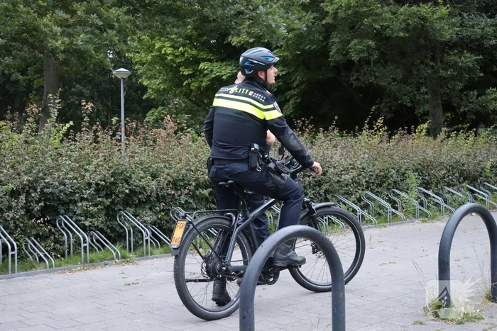 Grote zoekactie naar verdachte personen