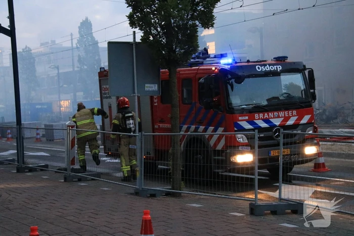 Enorme schade en brand na plofkraak