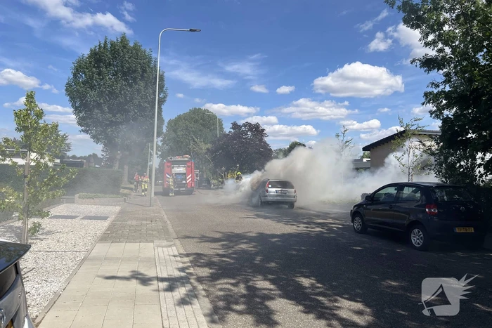 Auto verwoest vanwege brand