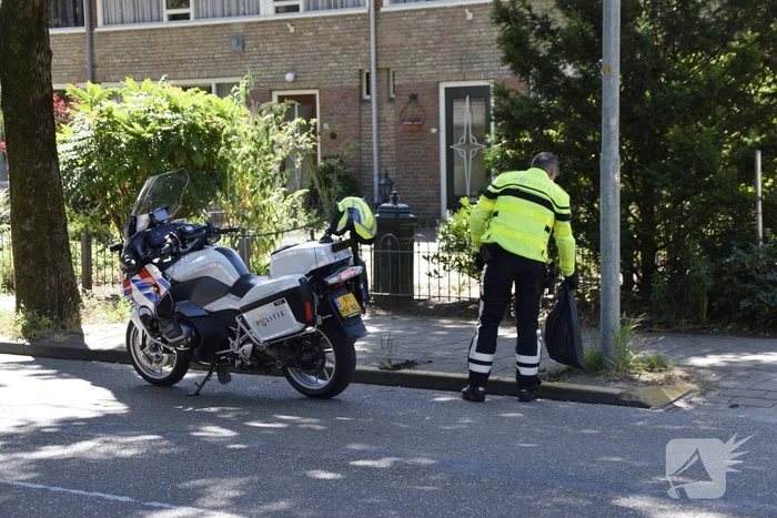Brandweer doet onderzoek naar zak met onbekende stof