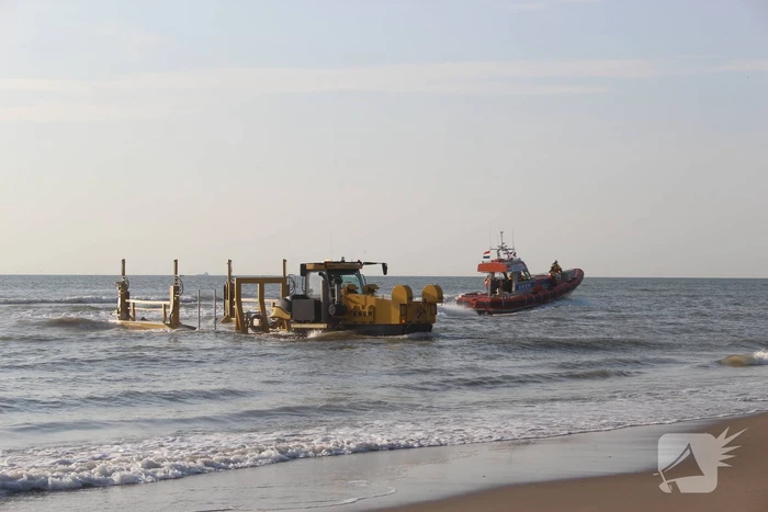 Twee kanoërs teruggevonden op zee