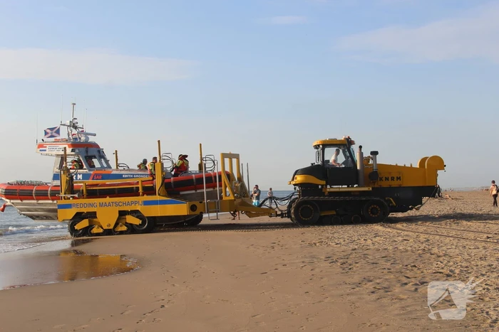Twee kanoërs teruggevonden op zee