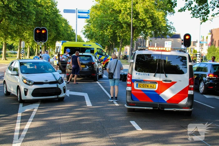 Bestuurder scooter gewond bij aanrijding met auto