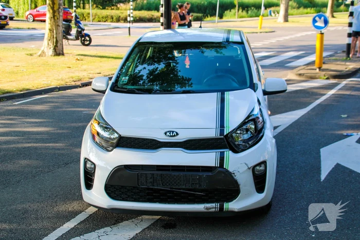 Bestuurder scooter gewond bij aanrijding met auto