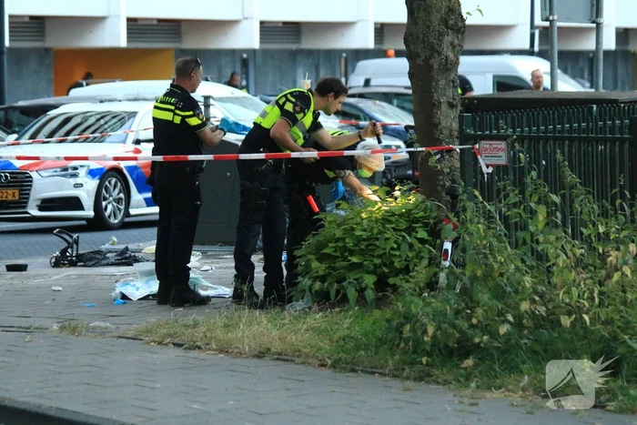Politie onderzoekt schietpartij op straat