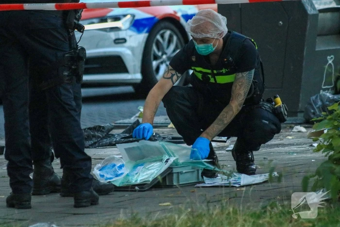 Politie onderzoekt schietpartij op straat