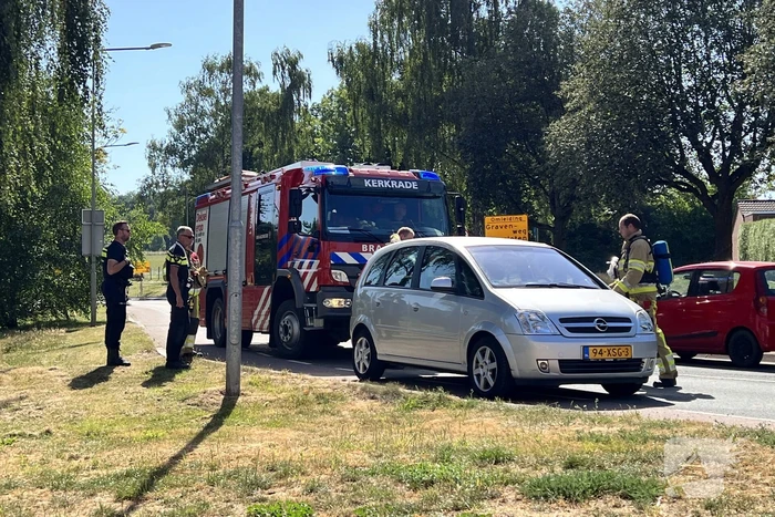 Overhitte auto gecontroleerd door brandweer
