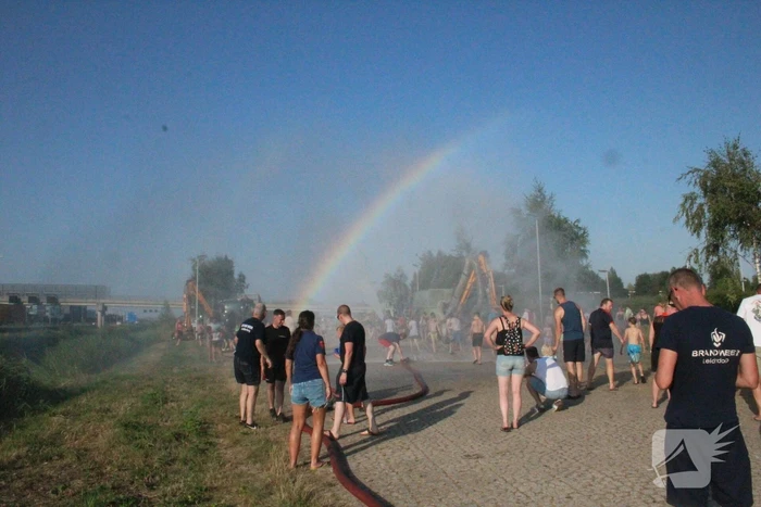 Brandweerkorps zorgt voor waterfestijn