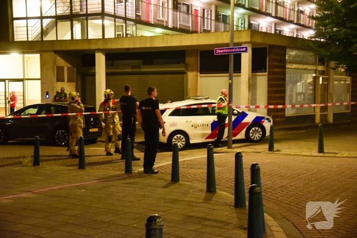 Woning beschoten en explosief aangetroffen