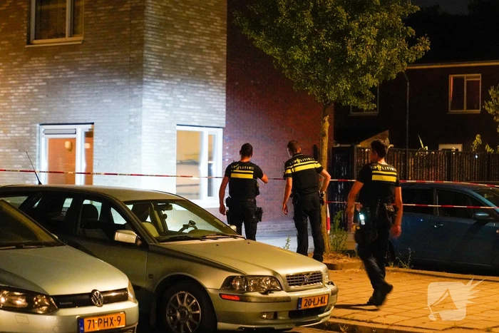 Explosief ontploft bij voordeur van woning
