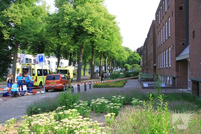 Persoon gewond bij aanrijding door bakwagen