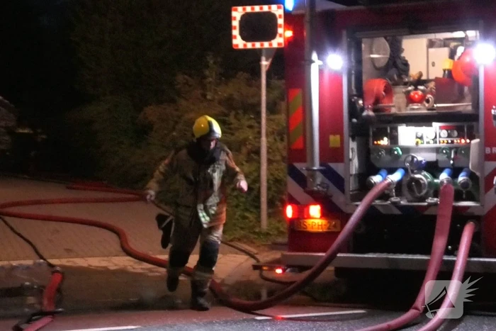 Brand in schuur snel onder controle