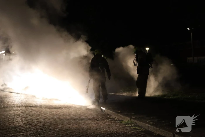 Auto verwoest vanwege brand