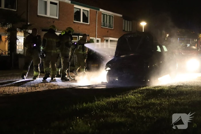 Auto verwoest vanwege brand