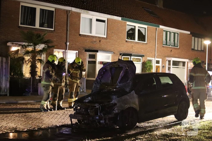 Auto verwoest vanwege brand