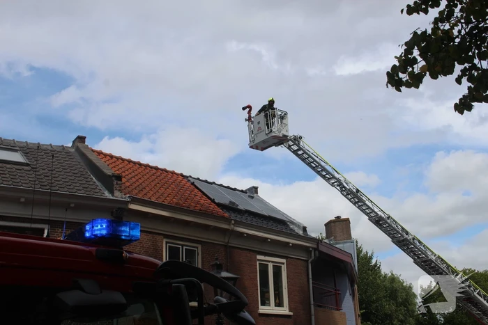 Flinke rookontwikkeling bij dakbrand
