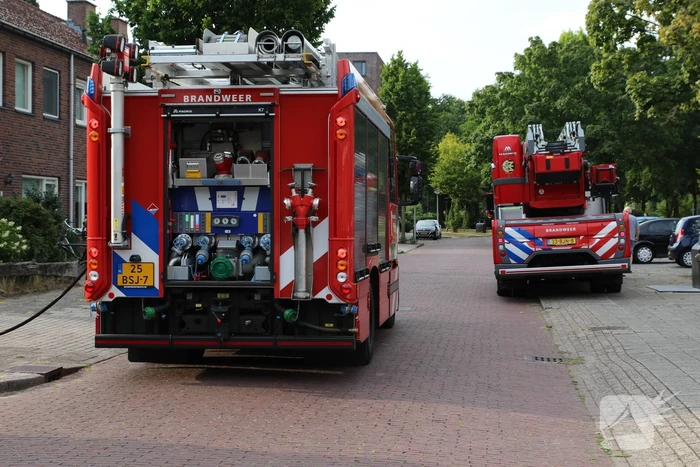 Schuurbrand snel onder controle