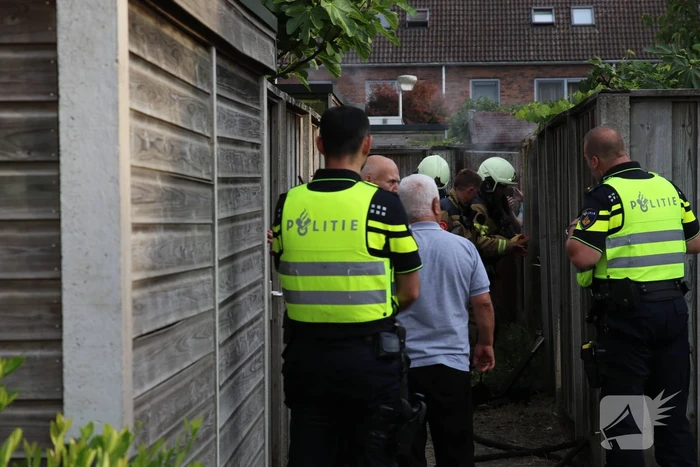 Schuurbrand snel onder controle