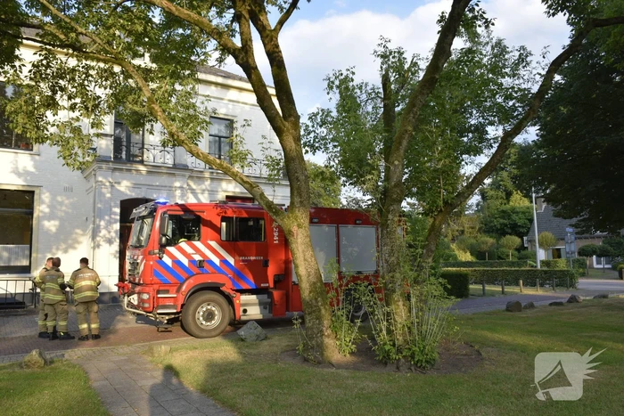Brandweer onderzoekt gaslucht in woning