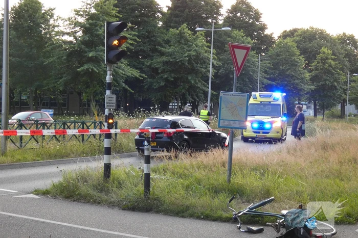 Fietser gewond bij aanrijding op oversteekplaats