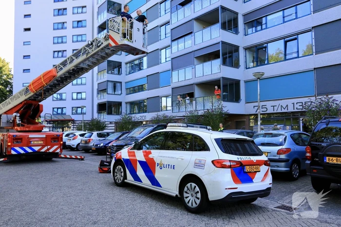 Brandweer ingezet voor binnentreden van woning
