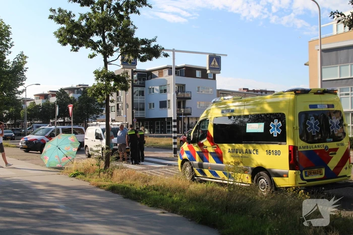 Ongeval tussen bestelbus en scooter