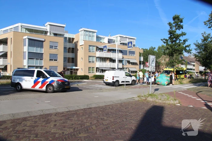 Ongeval tussen bestelbus en scooter