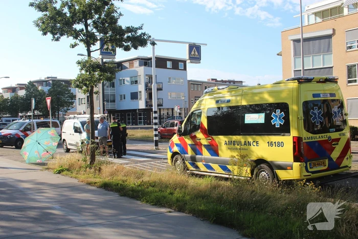 Ongeval tussen bestelbus en scooter