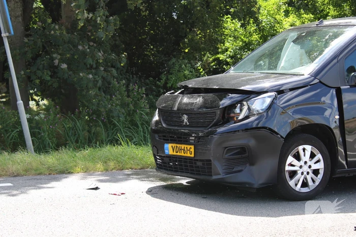 Flinke schade bij kop-staart ongeval