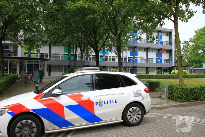 Persoon gewond na val in woning