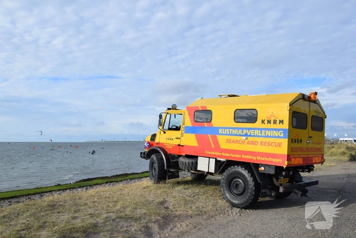 Kiter uit Noordzee gered na botsing