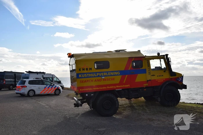 Kiter uit Noordzee gered na botsing