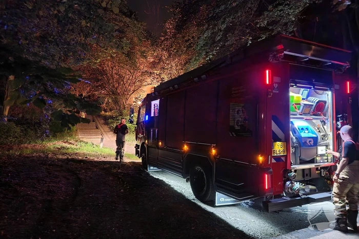 Hooibalen vliegen in brand