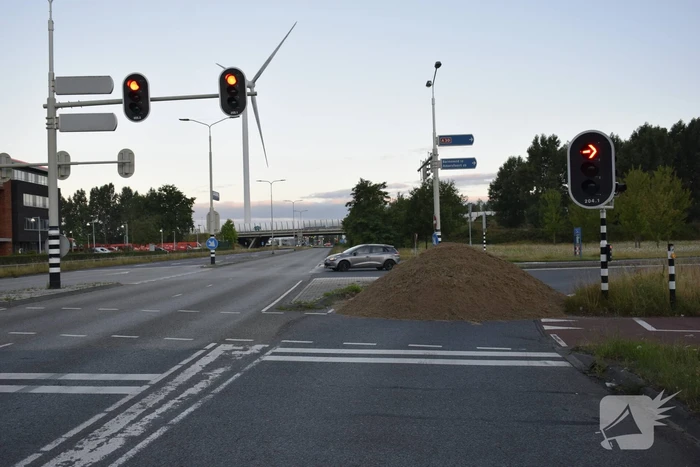 Boeren blokkeren meerdere opritten
