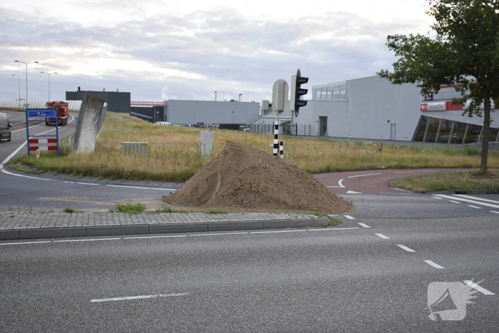 Boeren blokkeren meerdere opritten