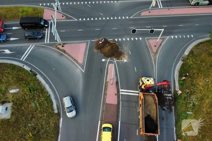 Boeren blokkeren meerdere opritten