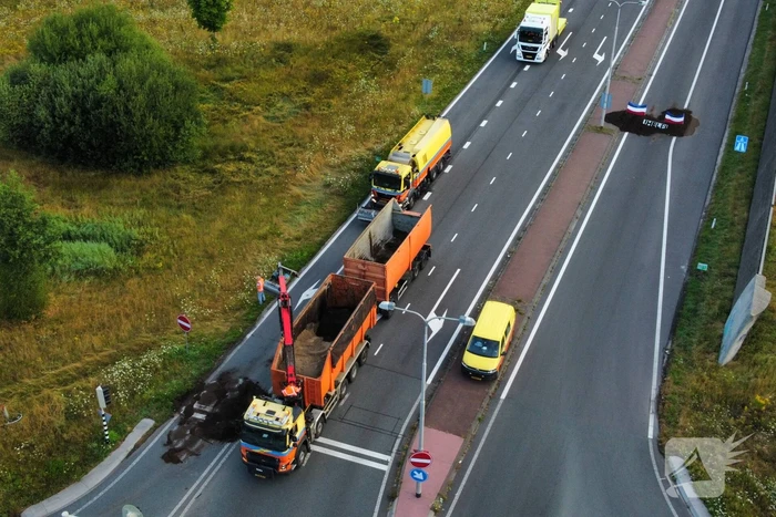 Boeren blokkeren meerdere opritten