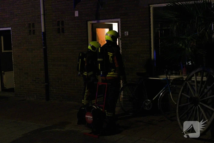 Persoon gewond na brand bij woning