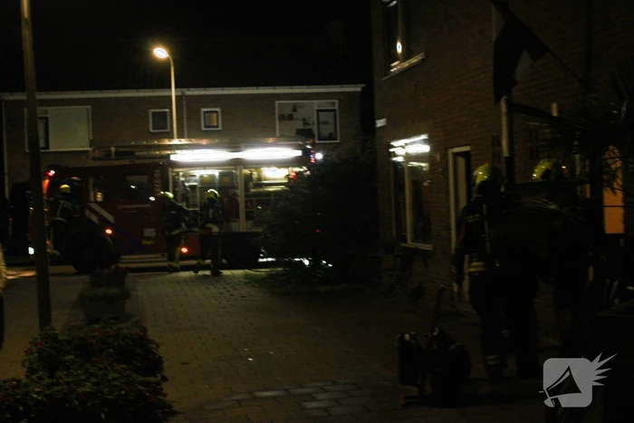 Persoon gewond na brand bij woning