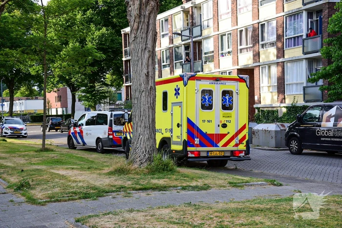 Persoon gewond na val door raam bij ruzie
