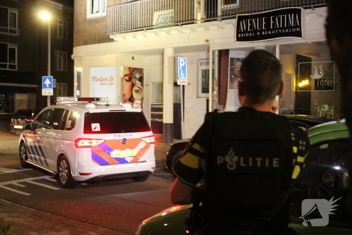 Politie omsingeld pand na melding schietpartij
