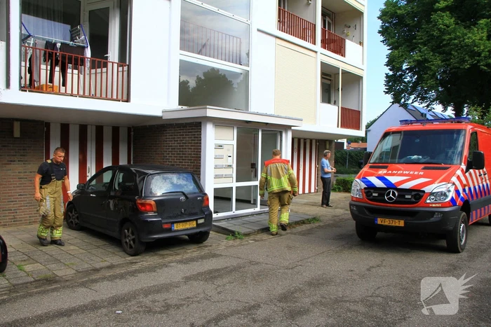 Brandweer doet onderzoek naar vreemde lucht