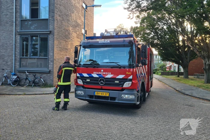Onderzoek naar vreemde lucht in flat