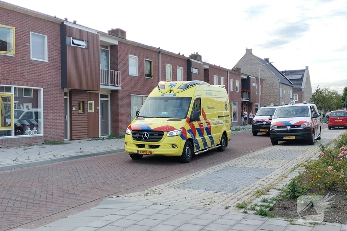Straat afgezet na melding steekpartij