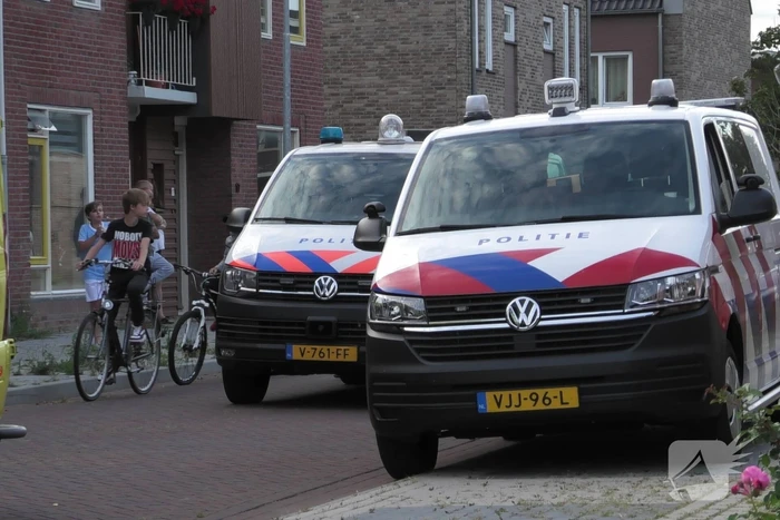 Straat afgezet na melding steekpartij